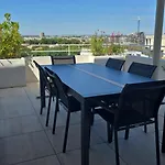 Daire Cs Skyline Rooftop De Nage