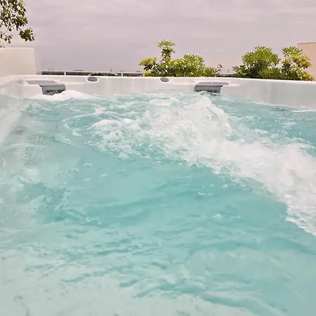 Lägenhet Cs Skyline Rooftop De Nage